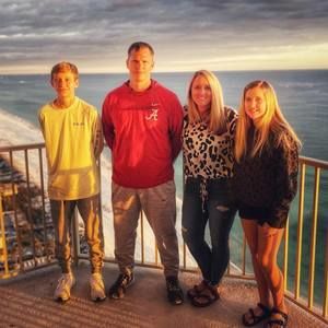 Meet your Posher, Angela